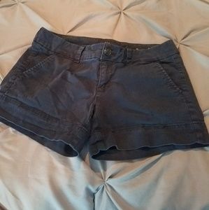 Cute AE navy shorts